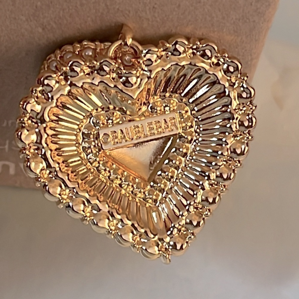 Brand New BaubleBar Gold Tone Heart Faux Pearl Beaded Drop Earrings Valentine’s - Picture 12 of 14